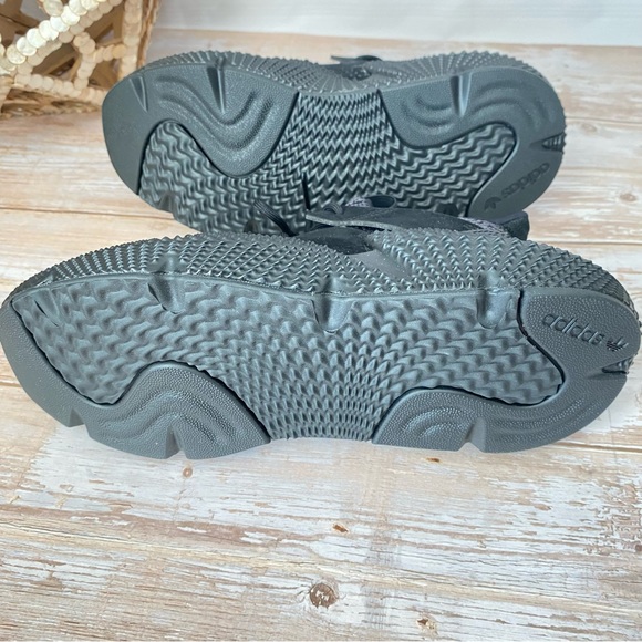 NEW! ADIDAS PROPHERE J - Picture 14 of 16